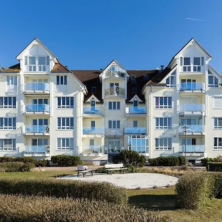 Strandhotel Nr 21 3* 拉博埃